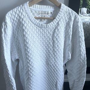 Mens large white knit sweater from H&M